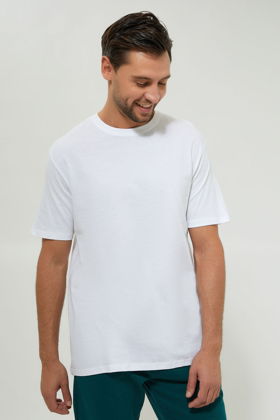 Men White Round Neck Basic T-Shirt