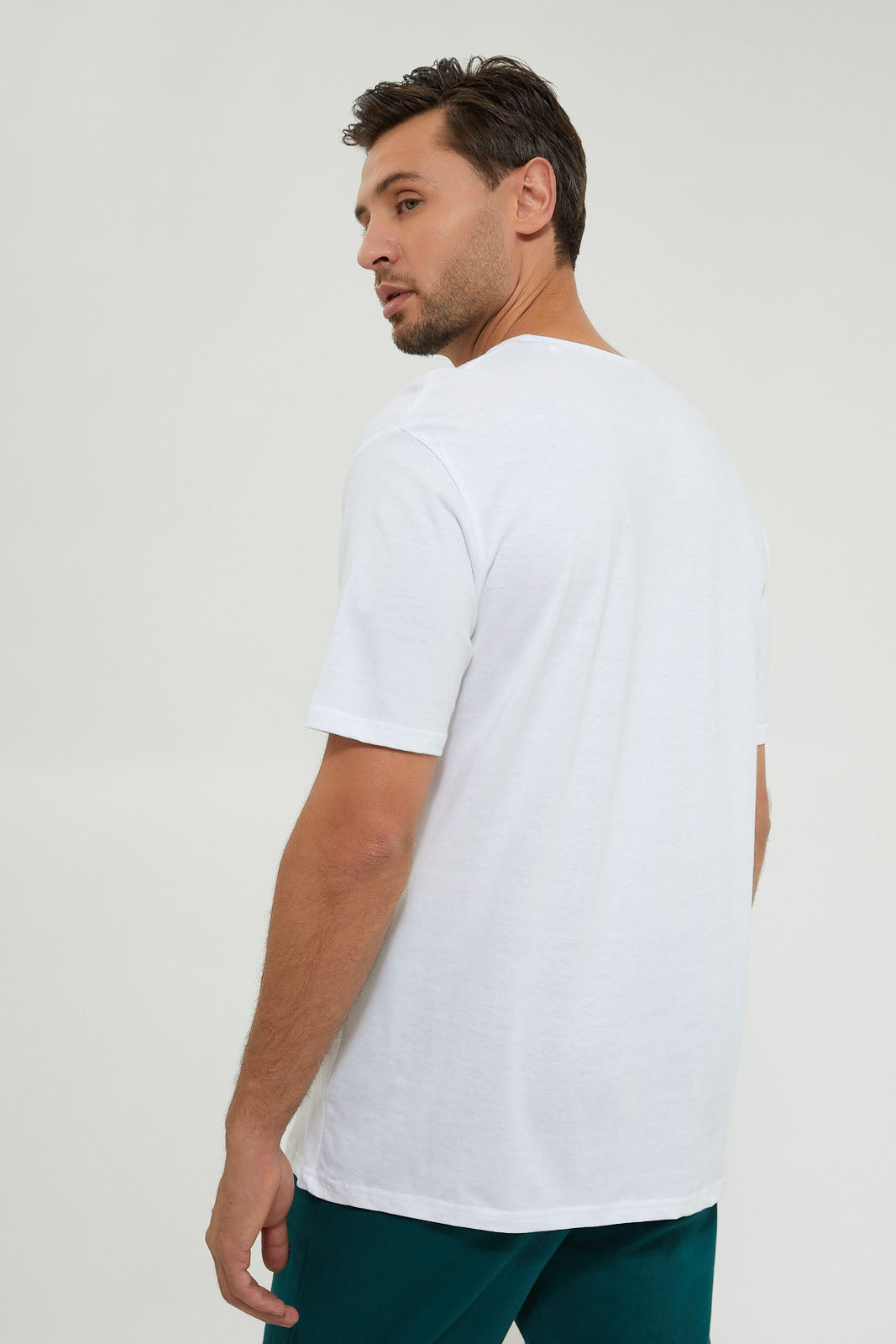 Men White Round Neck Basic T-Shirt