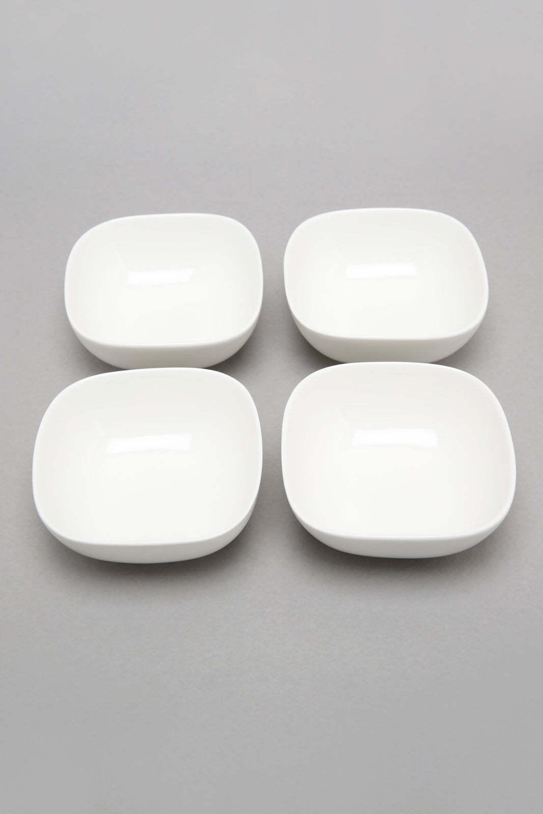 White Porcelain Square Bowl (4 Piece Set)