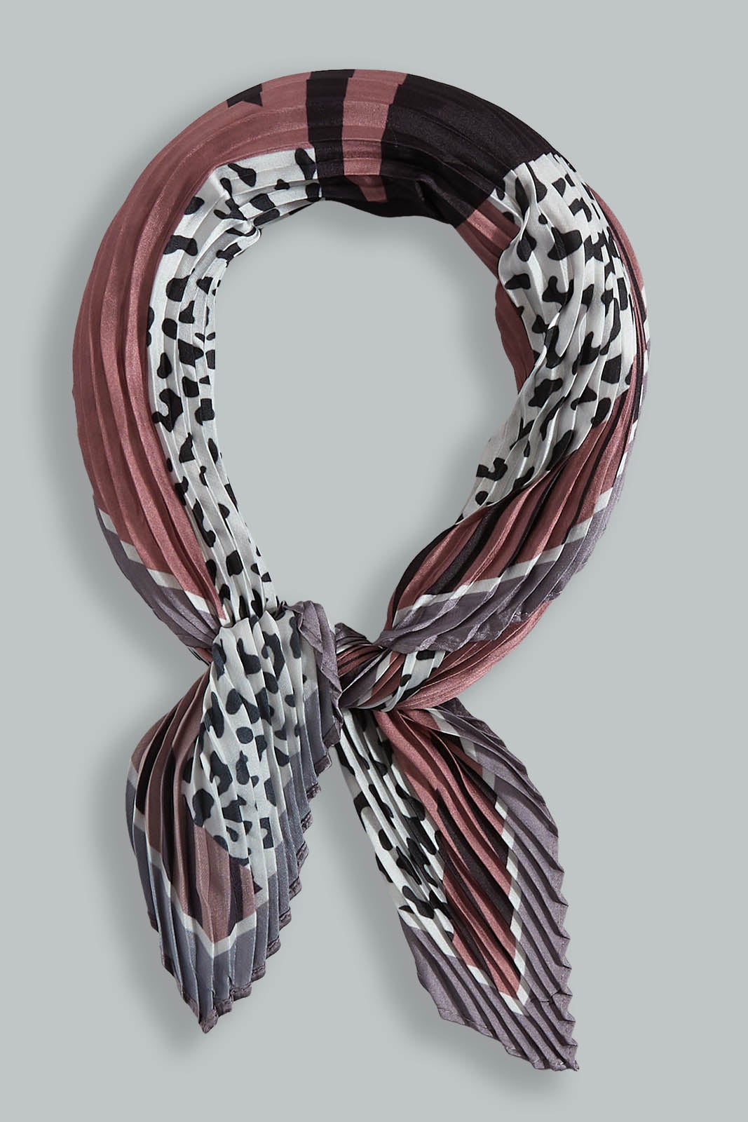Beige Pleaded Scarf