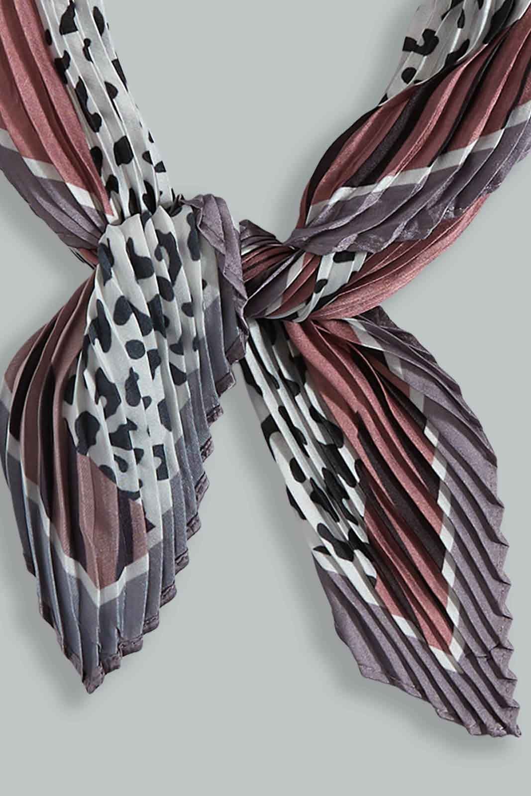 Beige Pleaded Scarf