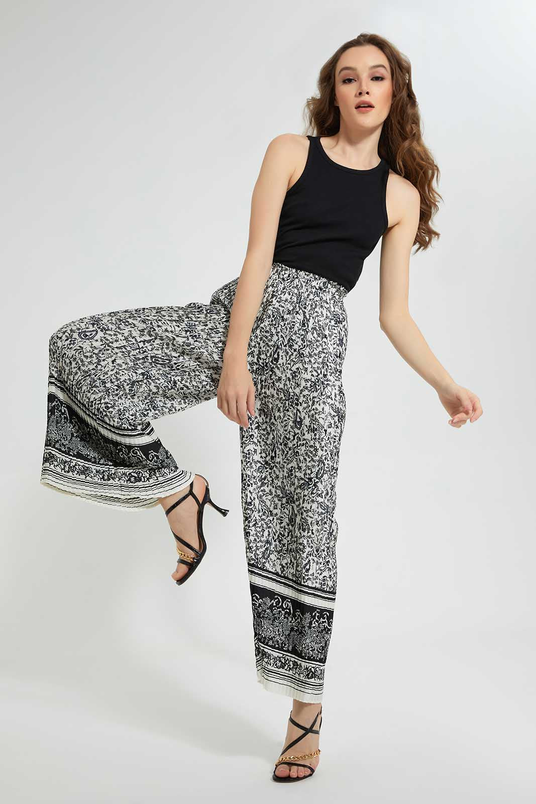 Black And White Pleated Trouser