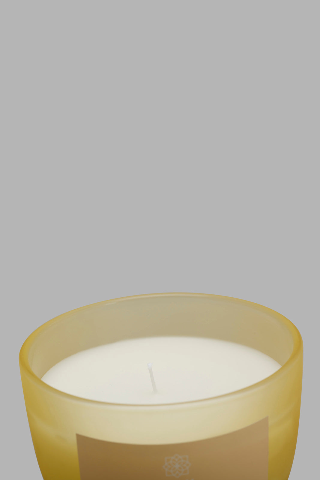 Redtag-Calm-Candle-With-Woodenlid-Category:Candles,-Colour:Yellow,-Deals:New-In,-Filter:Home-Decor,-HMW-HOM-Candle-&-Fragrances,-New-In-HMW-HOM,-Non-Sale,-Section:Homewares,-W22O-Home-Decor-
