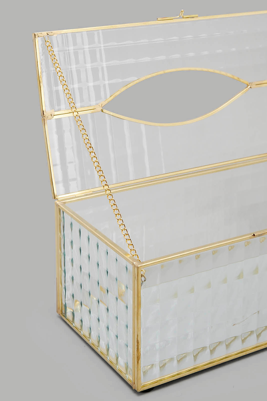 Redtag-Gold-Metal-Edge-Square-Tissue-Box-Category:Napkins-&-Tissues,-Colour:Gold,-Deals:New-In,-Filter:Home-Decor,-HMW-HOM-Decorative-Accessories,-LEGACY,-New-In-HMW-HOM,-Non-Sale,-Section:Homewares,-W22O-Home-Decor-