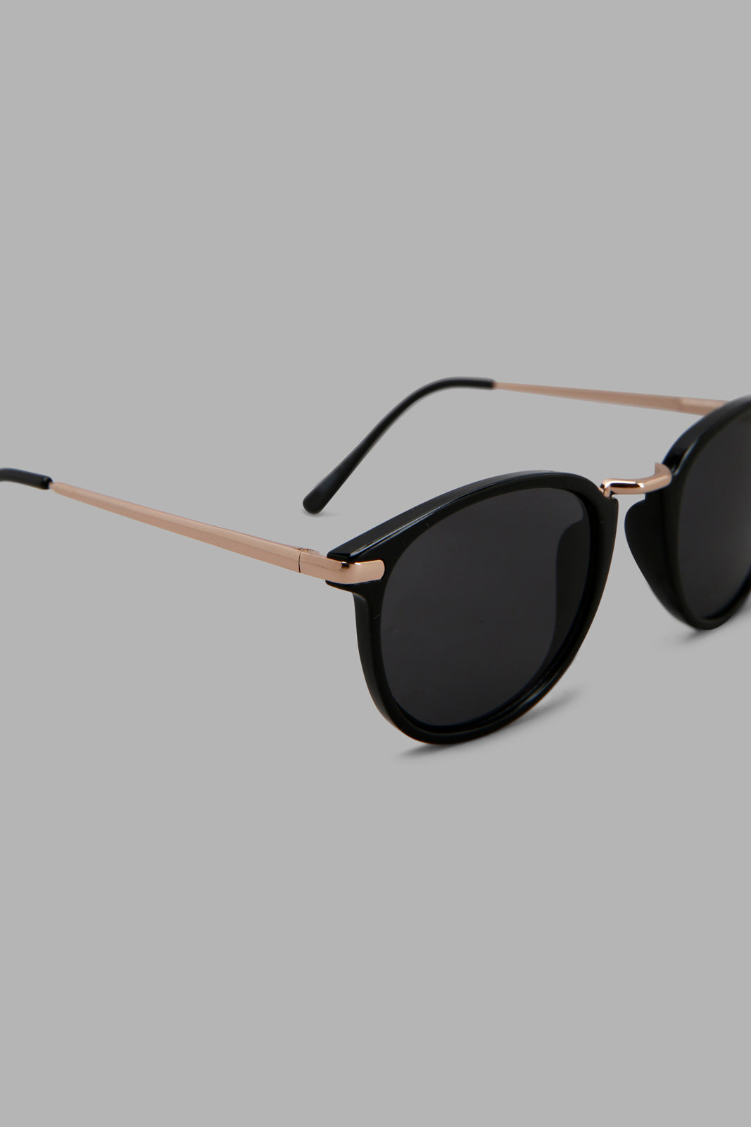Redtag-Assorted-Cat-Eye-Sunglasses-Category:Sunglasses,-Colour:Assorted,-Filter:Women's-Accessories,-New-In,-New-In-Women-ACC,-Non-Sale,-Section:Women,-W22O,-Women-Sunglasses-Women-