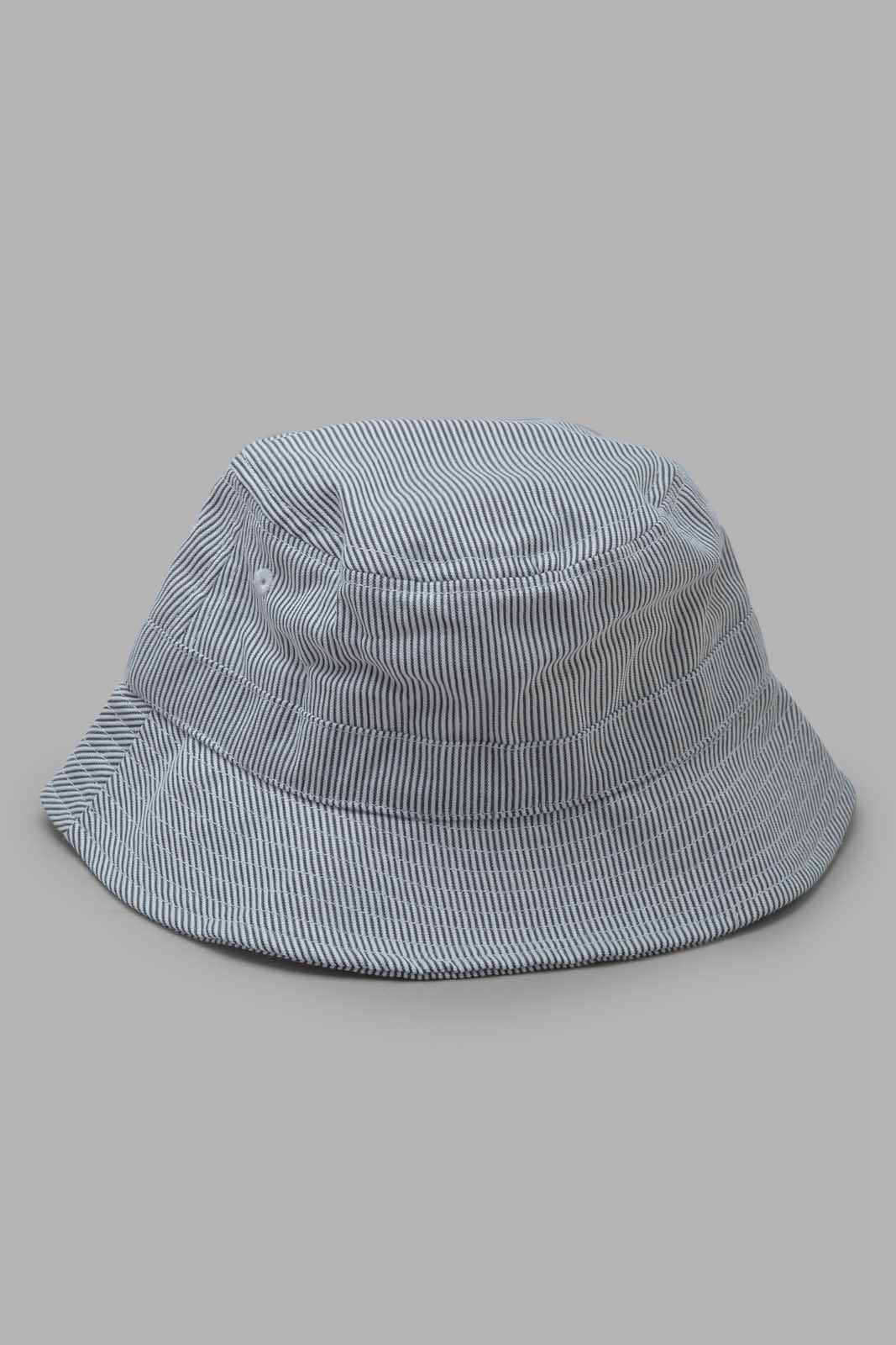 Redtag-Grey-Cap-BOY-Caps-&-Hats,-Category:Caps-&-Hats,-Colour:Grey,-Filter:Boys-Accessories,-New-In,-New-In-BOY-ACC,-Non-Sale,-Section:Boys-(0-to-14Yrs),-W22O-Boys-