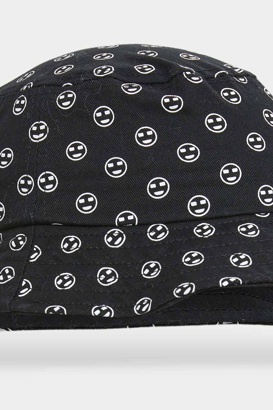Redtag-Black-And-White-Cap-BOY-Caps-&-Hats,-Category:Caps-&-Hats,-Colour:Assorted,-Deals:New-In,-Dept:Boys,-Filter:Boys-Accessories,-New-In-BOY-ACC,-Section:Boys-(0-to-14Yrs),-W22O-Boys-