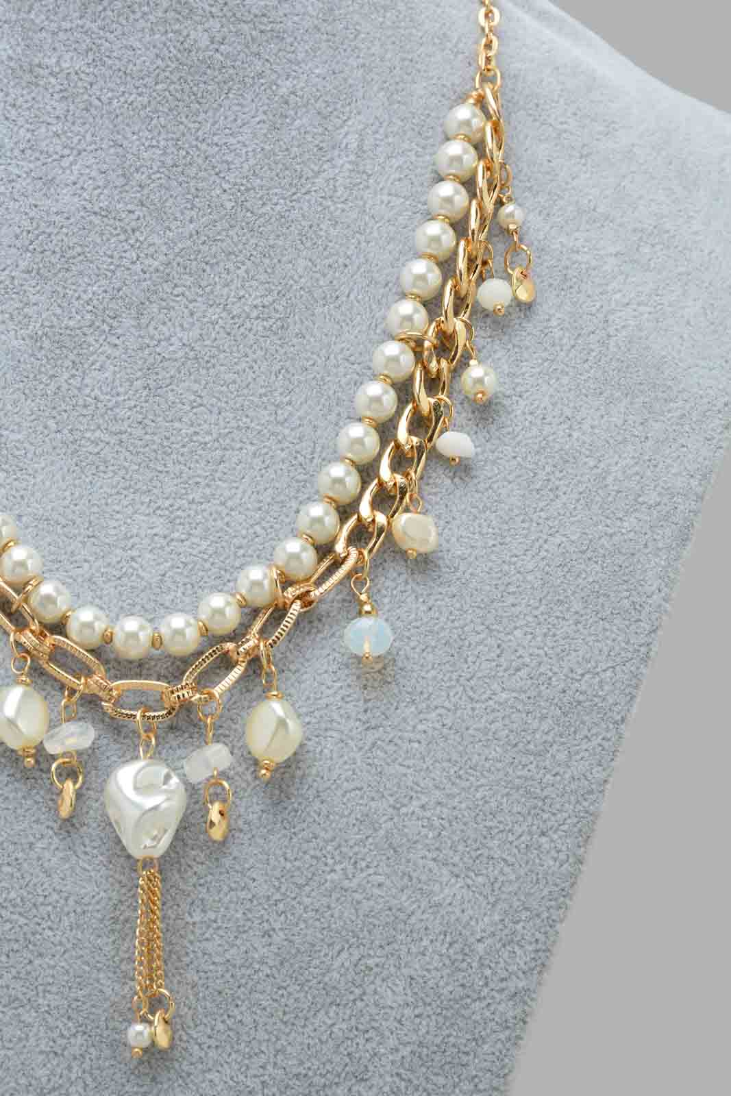 Redtag-Gold--Pearl-single-Layered-Necklace-Category:Jewellery,-Colour:Gold,-Filter:Women's-Accessories,-LEC-Jewellery,-New-In,-New-In-Women-ACC,-Non-Sale,-S22C,-Section:Women-Women-