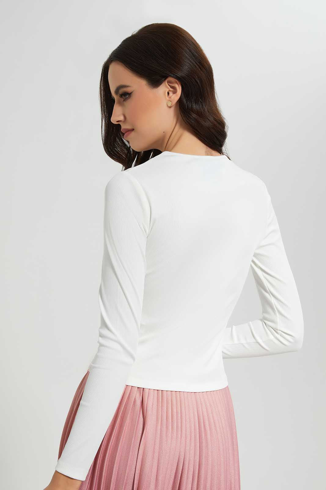 Redtag-White-Ribbed-Top-With-Metal-Trim-At-Keyhole-Neckline-Category:Tops,-Colour:White,-Deals:New-In,-EID,-Filter:Women's-Clothing,-New-In-Women-APL,-Non-Sale,-Section:Women,-W22O,-Women-Tops-Women's-
