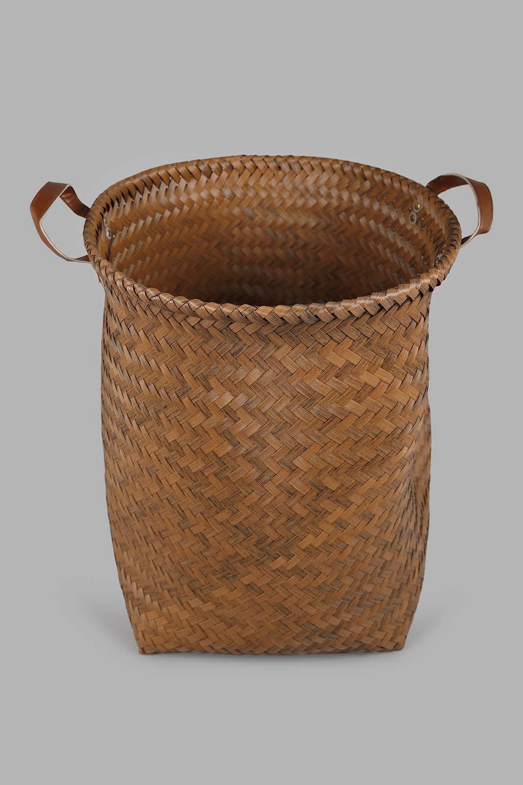 Redtag-Brown-Round-Laundry-Hamper-(Large)-Category:Laundry-Hampers,-Colour:Brown,-Deals:New-In,-Filter:Home-Bathroom,-Harmony,-HMW-BAC-Bath-Accessories,-New-In-HMW-BAC,-Non-Sale,-Section:Homewares,-W22A-Home-Bathroom-