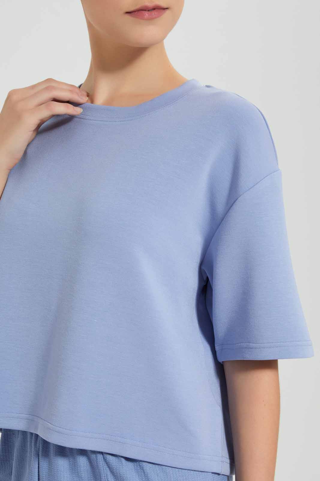 Redtag-Blue-Short-sleeve-Boxy-Fit-Sweatshirts-Category:Sweatshirts,-Colour:Blue,-Deals:New-In,-Filter:Women's-Clothing,-New-In-Women-APL,-Non-Sale,-Section:Women,-W22O,-Women-Sweatshirts-Women's-