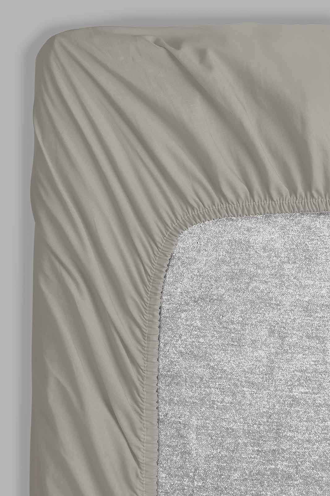 Redtag-Beige-Fitted-Sheet-(Twin-Size)-365,-Category:Fitted-Sheets,-Colour:Beige,-Deals:New-In,-Filter:Home-Bedroom,-HMW-BED-Fitted-Sheets,-New-In-HMW-BED,-Non-Sale,-Section:Homewares-Home-Bedroom-