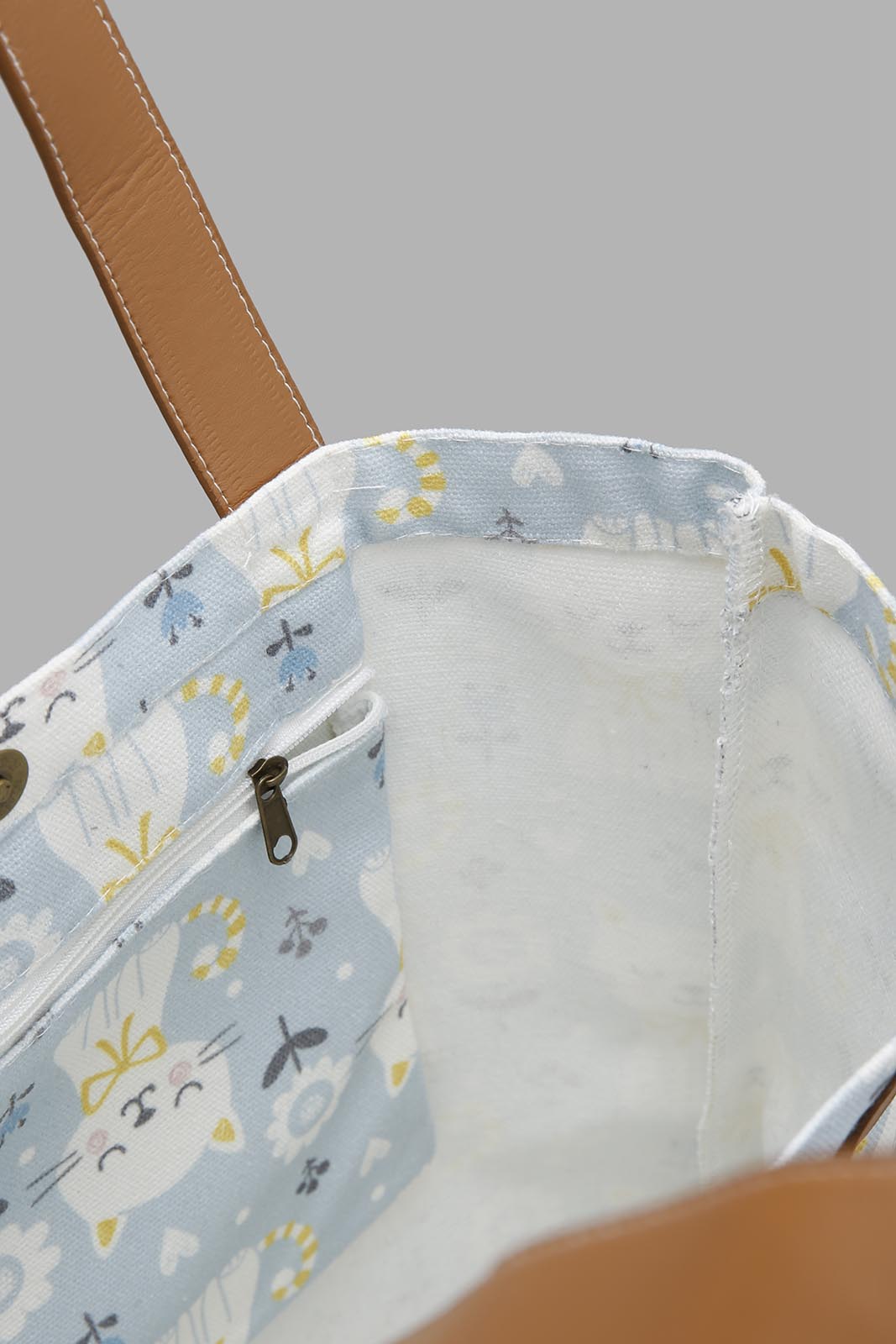 Redtag-Multi-Colour-Shoppers-Bag-Category:Bags,-Colour:Assorted,-Filter:Women's-Accessories,-New-In,-New-In-Women-ACC,-Non-Sale,-Section:Women,-W22A,-Women-Bags-Women-