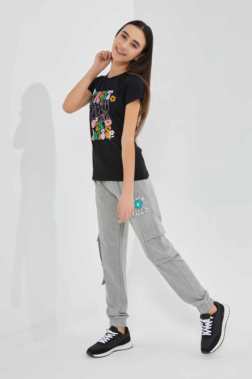 Redtag-Grey-Melange-Cargo-Pocket-with-Zipper-Category:Joggers,-Colour:Grey,-Deals:New-In,-Filter:Senior-Girls-(9-to-14-Yrs),-GSR-Joggers,-New-In-GSR-APL,-Non-Sale,-Section:Girls-(0-to-14Yrs),-W22O-Senior-Girls-9 to 14 Years