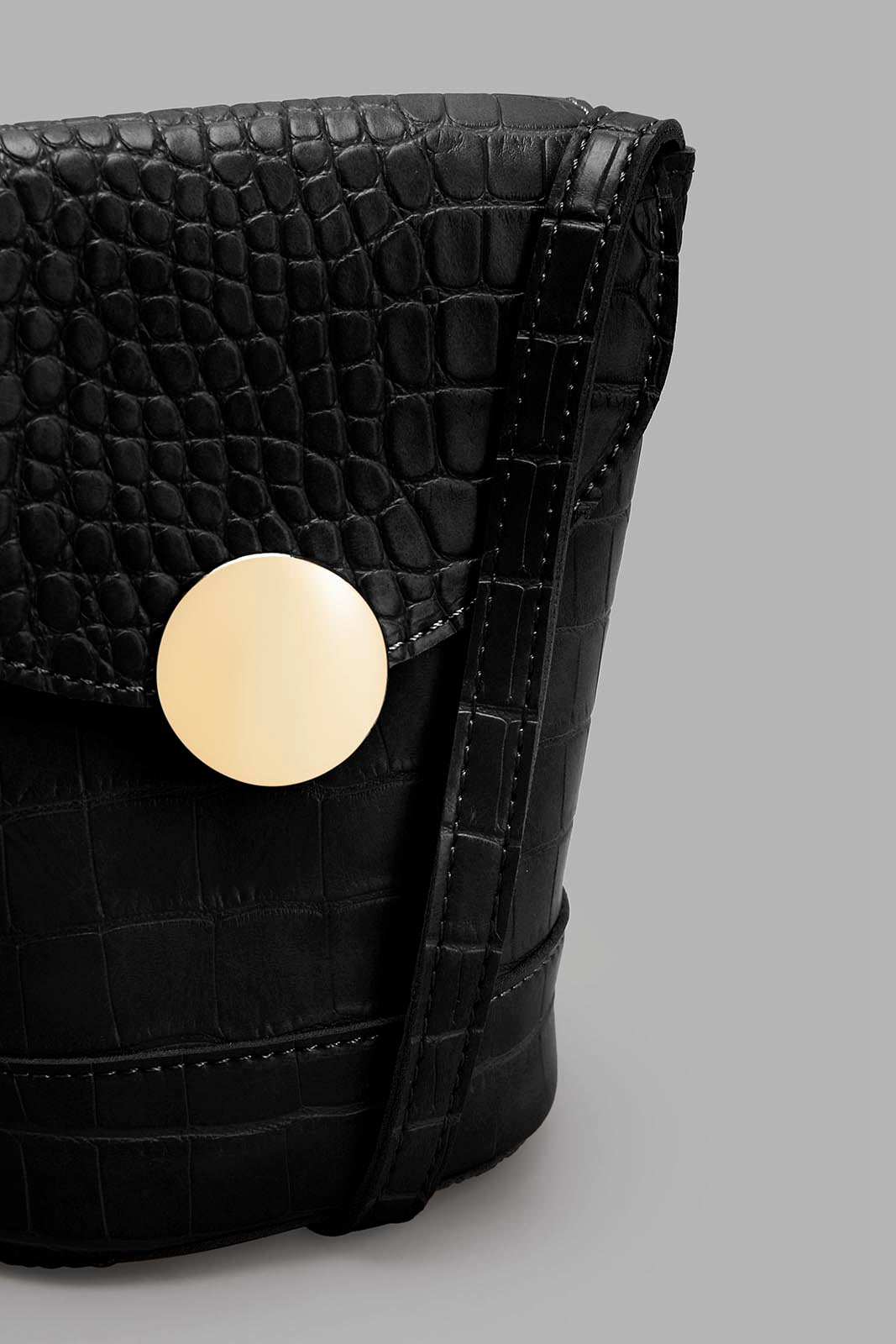 Redtag-Black-Mobile-Pouches-Category:Bags,-Colour:Black,-Filter:Women's-Accessories,-New-In,-New-In-Women-ACC,-Non-Sale,-Section:Women,-W22B,-Women-Bags-Women-