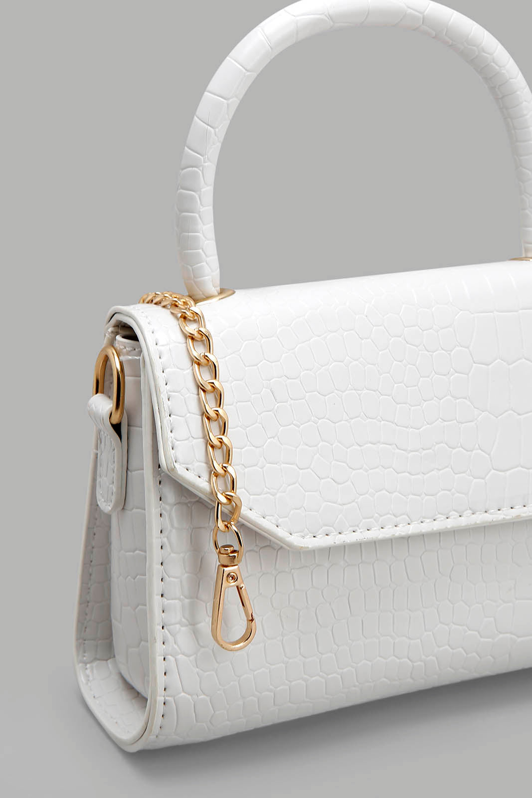 Redtag-White-Messenger-Bag-Category:Bags,-Colour:White,-Filter:Women's-Accessories,-New-In,-New-In-Women-ACC,-Non-Sale,-Section:Women,-W22B,-Women-Bags-Women-