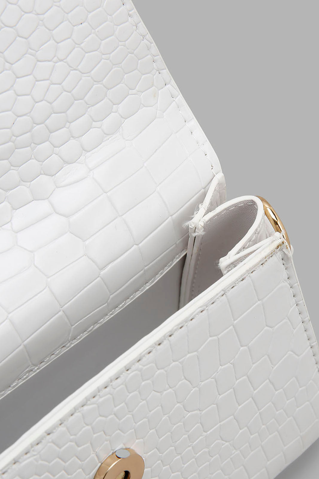Redtag-White-Messenger-Bag-Category:Bags,-Colour:White,-Filter:Women's-Accessories,-New-In,-New-In-Women-ACC,-Non-Sale,-Section:Women,-W22B,-Women-Bags-Women-