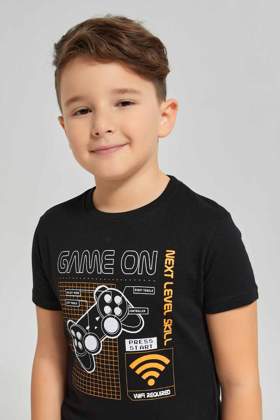Redtag-Black-short-sleeve-graphic-t-shirt-BOY-T-Shirts,-Category:T-Shirts,-Colour:Black,-Deals:New-In,-Dept:Boys,-Filter:Boys-(2-to-8-Yrs),-New-In-BOY-APL,-Non-Sale,-Section:Boys-(0-to-14Yrs),-TBL,-W22A-Boys-2 to 8 Years