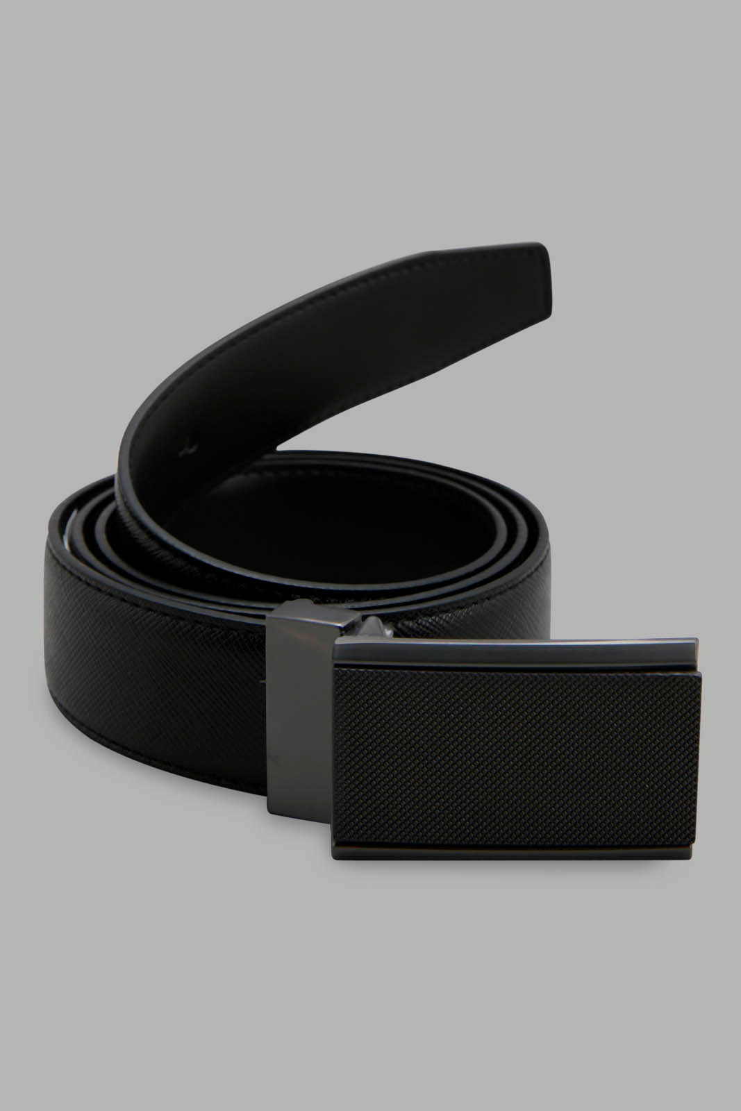 Redtag-Black-Belt-Category:Belts,-Colour:Black,-Filter:Men's-Accessories,-H1:ACC,-H2:GEN,-H3:MEA,-H4:FAA,-Men-Belts,-New-In,-New-In-Men-ACC,-Non-Sale,-Season:W22A,-Section:Men,-W22A-Men's-