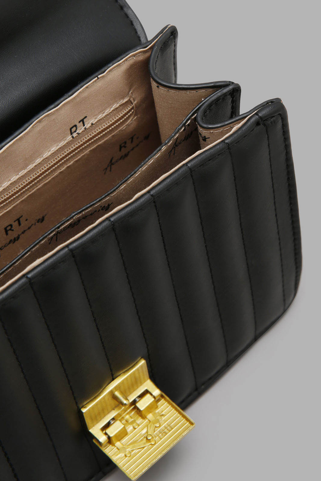 Redtag-Black-Cross-Body-With-Antique-Chain-Category:Bags,-Colour:Black,-Filter:Women's-Accessories,-New-In,-New-In-Women-ACC,-Non-Sale,-Section:Women,-W22A,-Women-Bags-Women-
