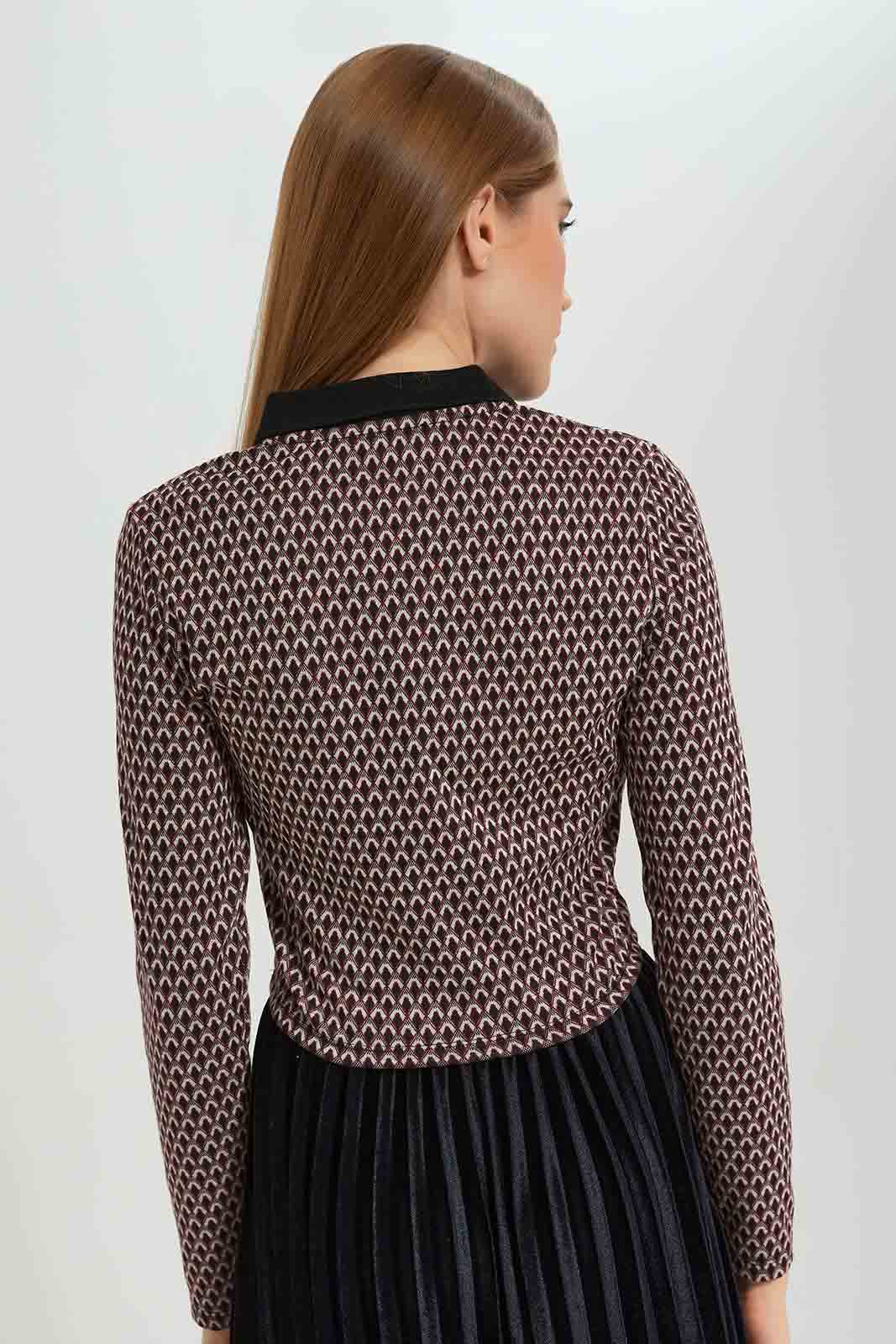 Redtag-Assorted-Collared-With-Zipper-Front-Pullover-Category:Pullovers,-Colour:Assorted,-Deals:New-In,-Filter:Women's-Clothing,-LEC,-LEC-Pullovers,-New-In-LEC-APL,-Non-Sale,-Section:Women,-W22B-Women's-
