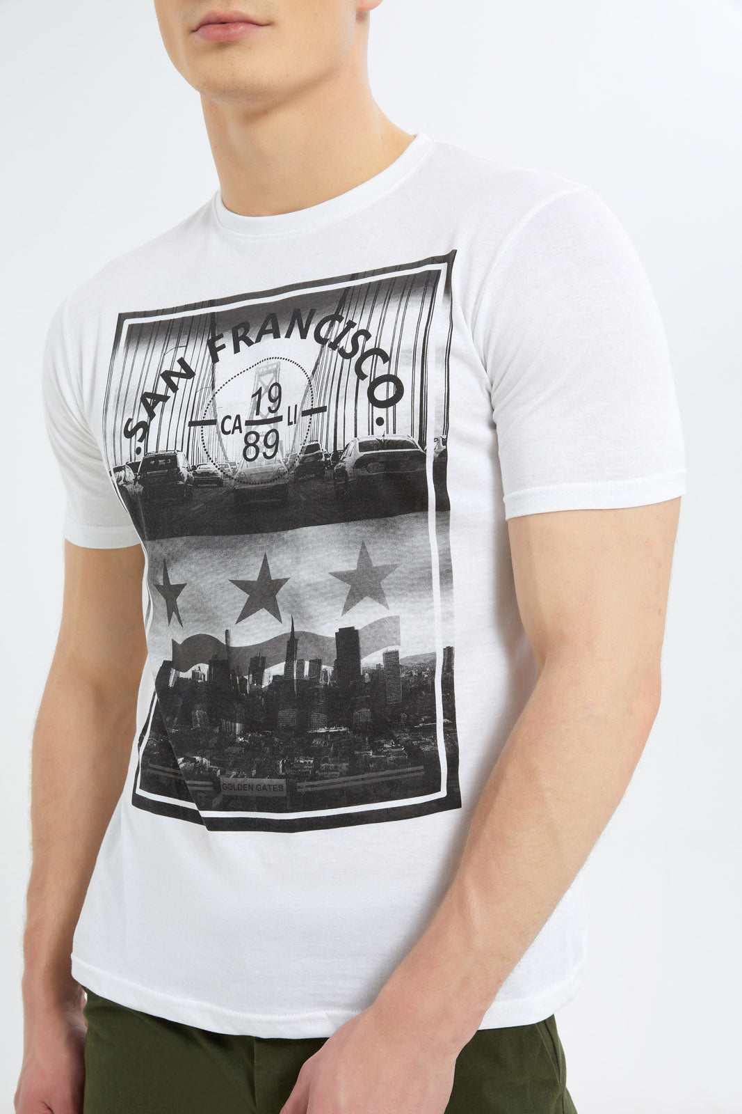 Redtag-White-Graphic-Tee-Category:T-Shirts,-Colour:White,-Deals:New-In,-Dept:Menswear,-Filter:Men's-Clothing,-Men-T-Shirts,-New-In-Men-APL,-Non-Sale,-Section:Men,-TBL,-W22B-Men's-
