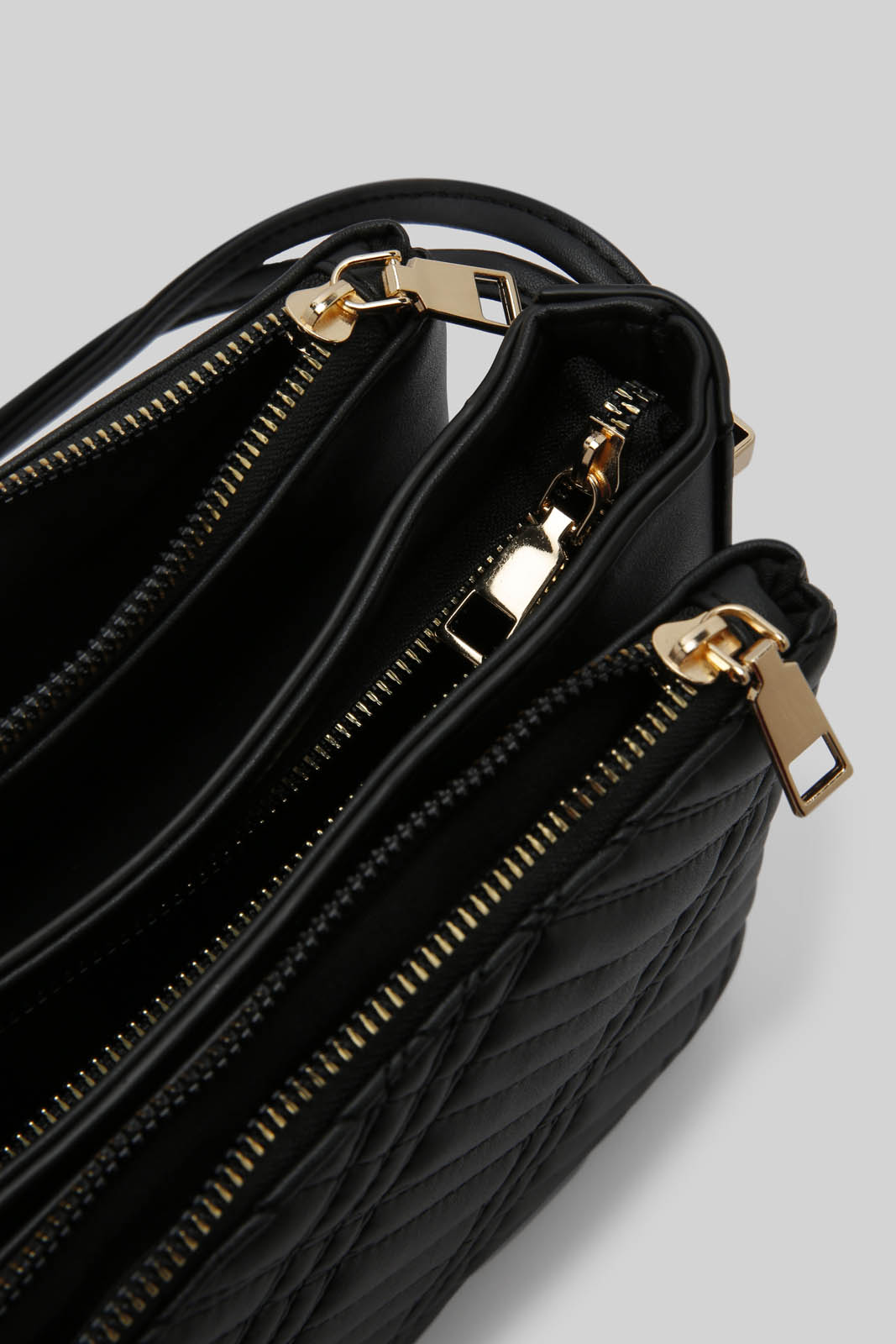 Redtag-Black-Cross-Body-Bag-Category:Bags,-Colour:Black,-Dept:Ladieswear,-Filter:Women's-Accessories,-New-In,-New-In-Women-ACC,-Non-Sale,-Section:Women,-W22B,-Women-Bags-Women-