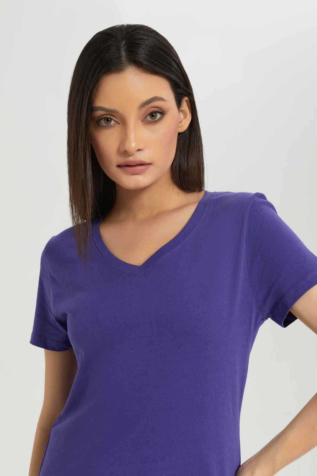 Redtag-Women-Navy-Short-Sleeve-V-Neck-T-Shirt-Category:T-Shirts,-Colour:Navy,-Deals:New-In,-Dept:Ladieswear,-Filter:Women's-Clothing,-New-In-Women-APL,-Non-Sale,-Section:Women,-TBL,-W22B,-Women-T-Shirts-Women's-