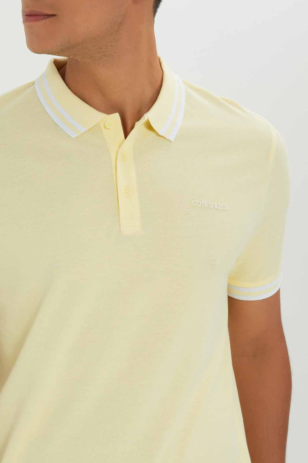 Redtag-Men-Yellow-Polo-Shirt-With-Tipping-Collar,-Cuff-&-Chest-Logo-Category:Polo-T-Shirts,-Colour:Yellow,-Deals:New-In,-Dept:Menswear,-Filter:Men's-Clothing,-Men-Polo-T-Shirts,-New-In-Men-APL,-Non-Sale,-S23A,-Section:Men,-TBL-Men's-