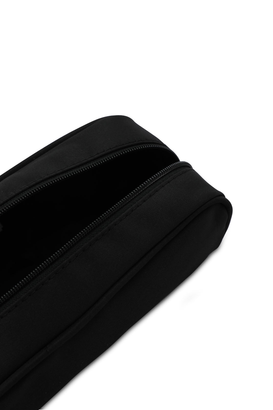 Redtag-Black-Animal-Printed-Cosmetic-Pouches-Category:Cosmetics,-Colour:Black,-Dept:Ladieswear,-Filter:Women's-Accessories,-New-In,-New-In-Women-ACC,-Non-Sale,-S23A,-Section:Women,-Women-Cosmetics-Women-