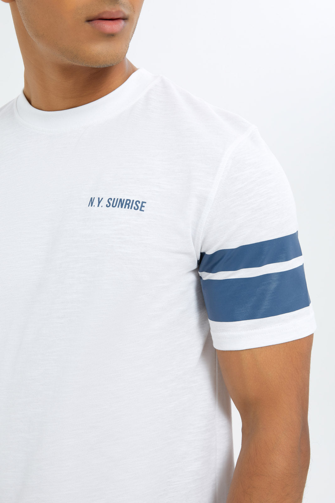 Redtag-Men-White-Varsity-Logo-T-Shirt-Category:T-Shirts,-Colour:White,-Deals:New-In,-Dept:Menswear,-Filter:Men's-Clothing,-H1:MWR,-H2:GEN,-H3:TSH,-H4:TSH,-Men-T-Shirts,-New-In-Men-APL,-Non-Sale,-S23C,-Season:S23C,-Section:Men-Men's-