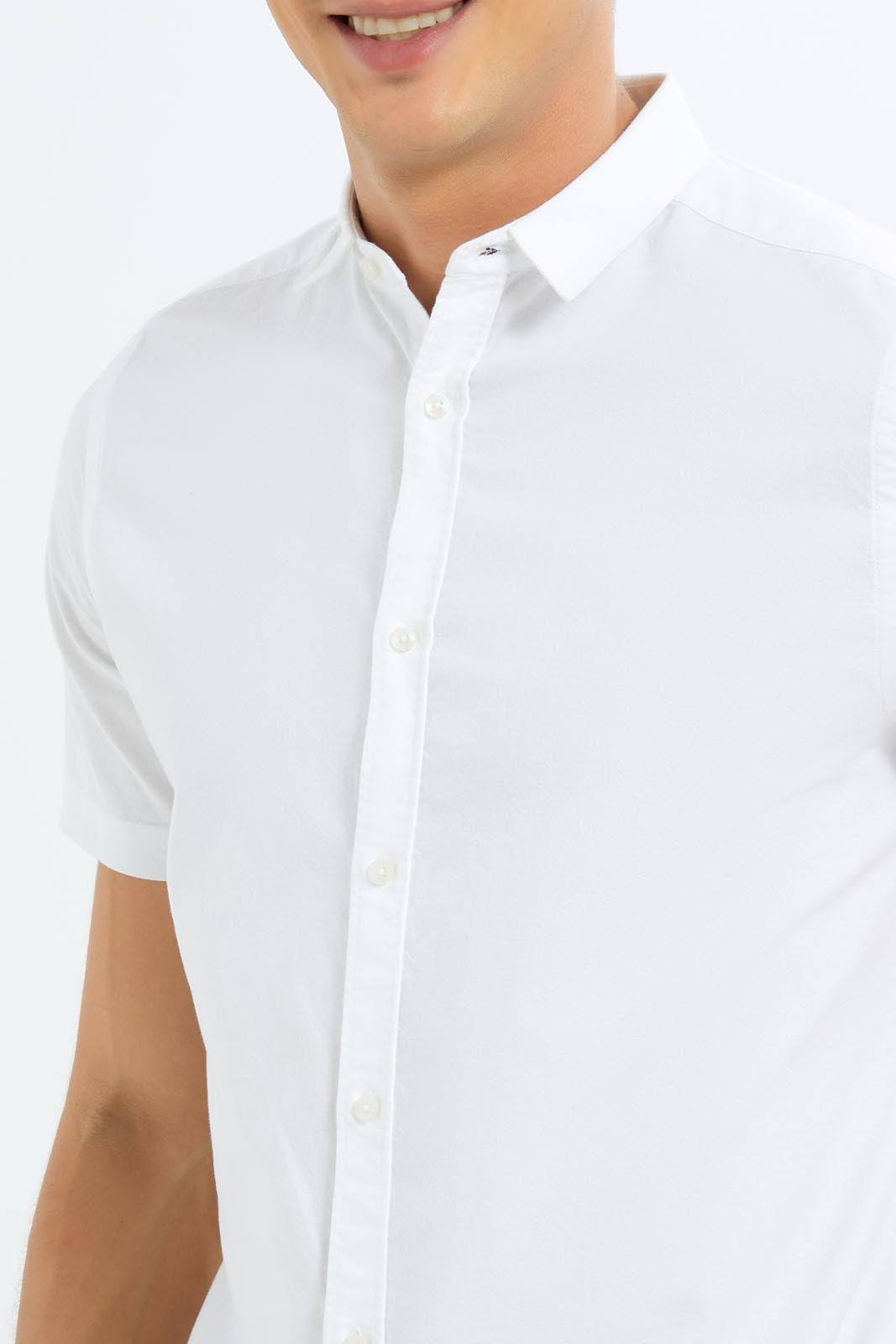 Redtag-Men-White-S/S-Oxford-Shirt-Category:Shirts,-Colour:White,-Deals:New-In,-Dept:Menswear,-Filter:Men's-Clothing,-Men-Shirts,-New-In-Men-APL,-Non-Sale,-S23C,-Section:Men-Men's-