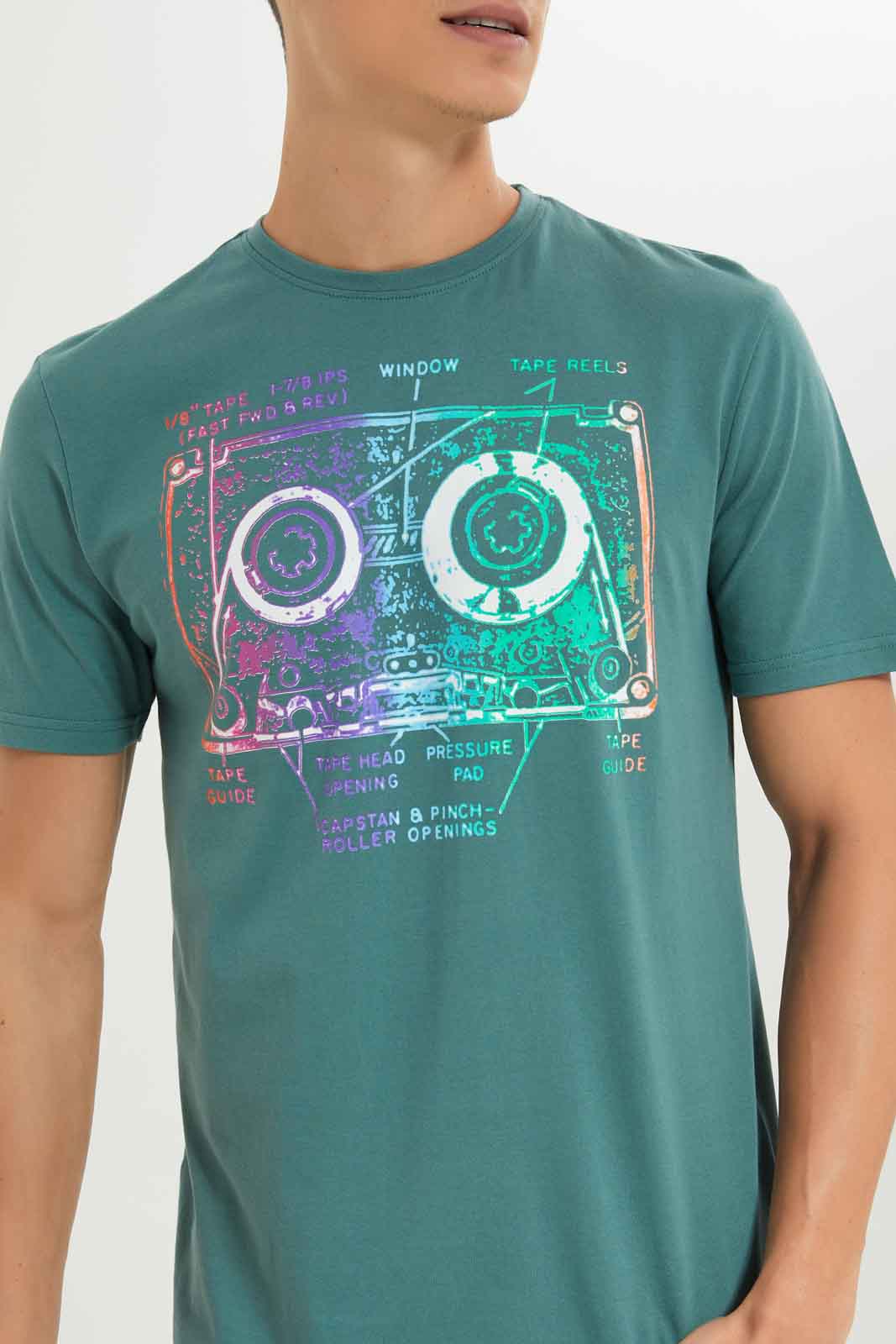 Redtag-Men-Green-Graphic-T-Shirt-Category:T-Shirts,-Colour:Green,-Deals:New-In,-Dept:Menswear,-Filter:Men's-Clothing,-Men-T-Shirts,-New-In-Men-APL,-Non-Sale,-S23A,-Section:Men,-TBL-Men's-