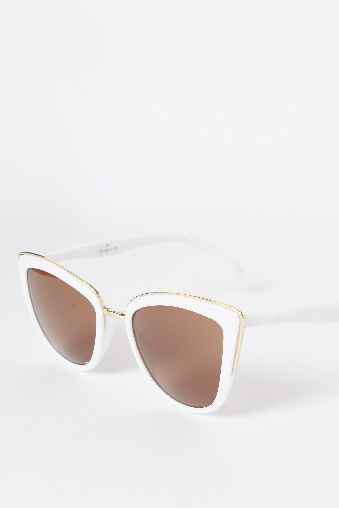 Redtag-Cat-Eye-Animal-Printed-Frame-Sunglasses-Category:Sunglasses,-Colour:Assorted,-Deals:New-In,-Dept:Ladieswear,-Filter:Women's-Accessories,-New-In,-New-In-Women-ACC,-Non-Sale,-S23A,-Section:Women,-Women-Sunglasses-Women-