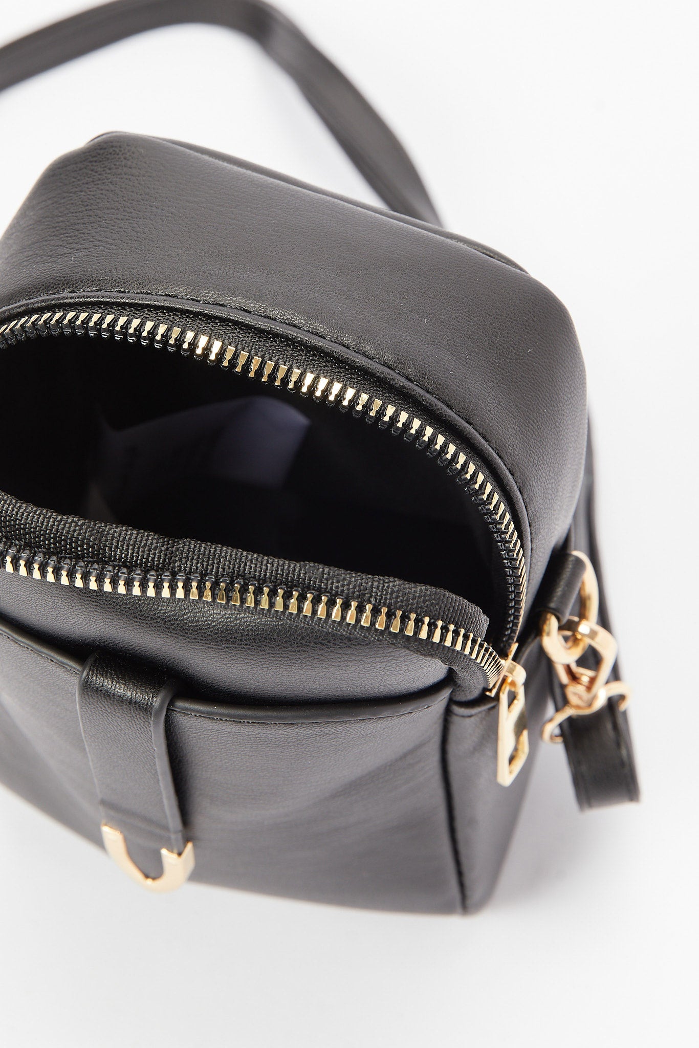 Redtag-Tan-Mobile-Case-Category:Bags,-Colour:Tan,-Deals:New-In,-Dept:Ladieswear,-Filter:Women's-Accessories,-New-In,-New-In-Women-ACC,-Non-Sale,-S23A,-Section:Women,-Women-Bags-Women-