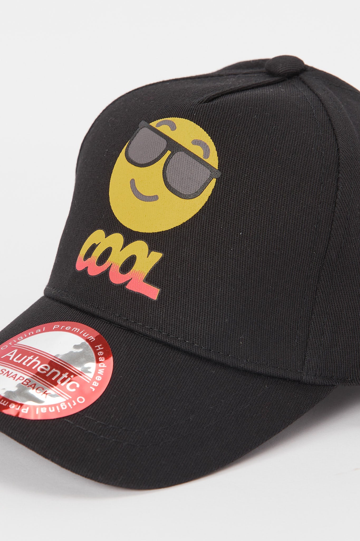 Redtag-Black-Charcater-Embellished-Cap-BOY-Caps-&-Hats,-Category:Caps-&-Hats,-Colour:Black,-Deals:New-In,-Dept:Boys,-Filter:Boys-Accessories,-H1:ACC,-H2:BOY,-H3:BOA,-H4:FAA,-New-In,-New-In-BOY-ACC,-Non-Sale,-S23A,-Season:S23B,-Section:Boys-(0-to-14Yrs)-Boys-