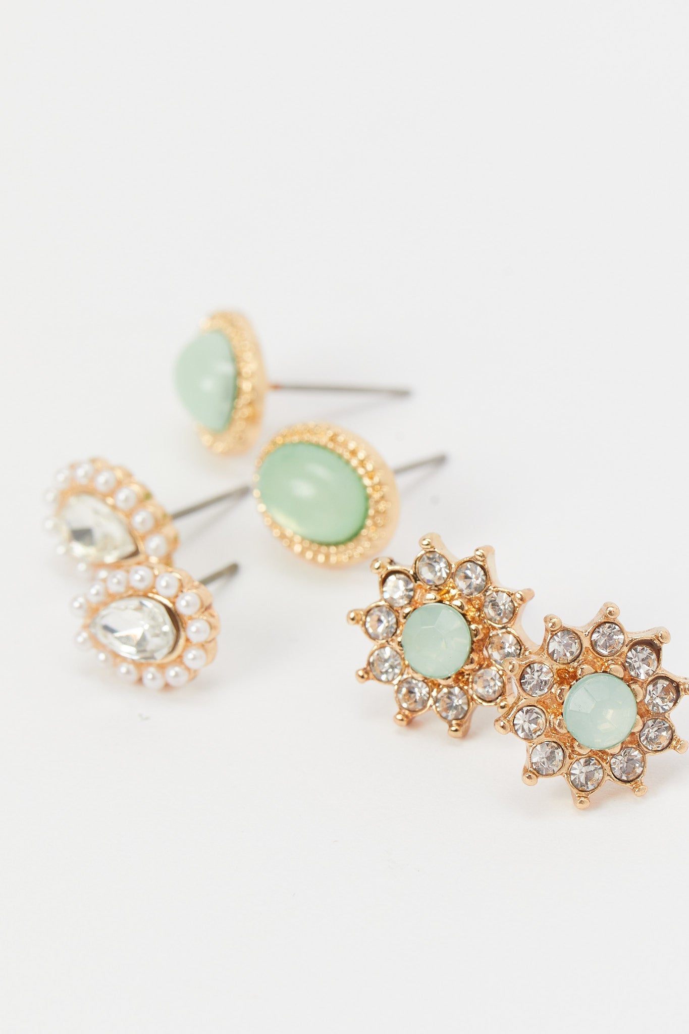 Redtag-Studs-Category:Jewellery,-Colour:Assorted,-Deals:New-In,-Dept:Ladieswear,-Filter:Women's-Accessories,-H1:ACC,-H2:LAD,-H3:LAA,-H4:JWL,-HACJWL,-LEC-Jewellery,-New-In,-New-In-Women-ACC,-Non-Sale,-Packs,-S23A,-Season:S23B,-Section:Women,-Set:Set-of-5,-Style:STUDS-Women-