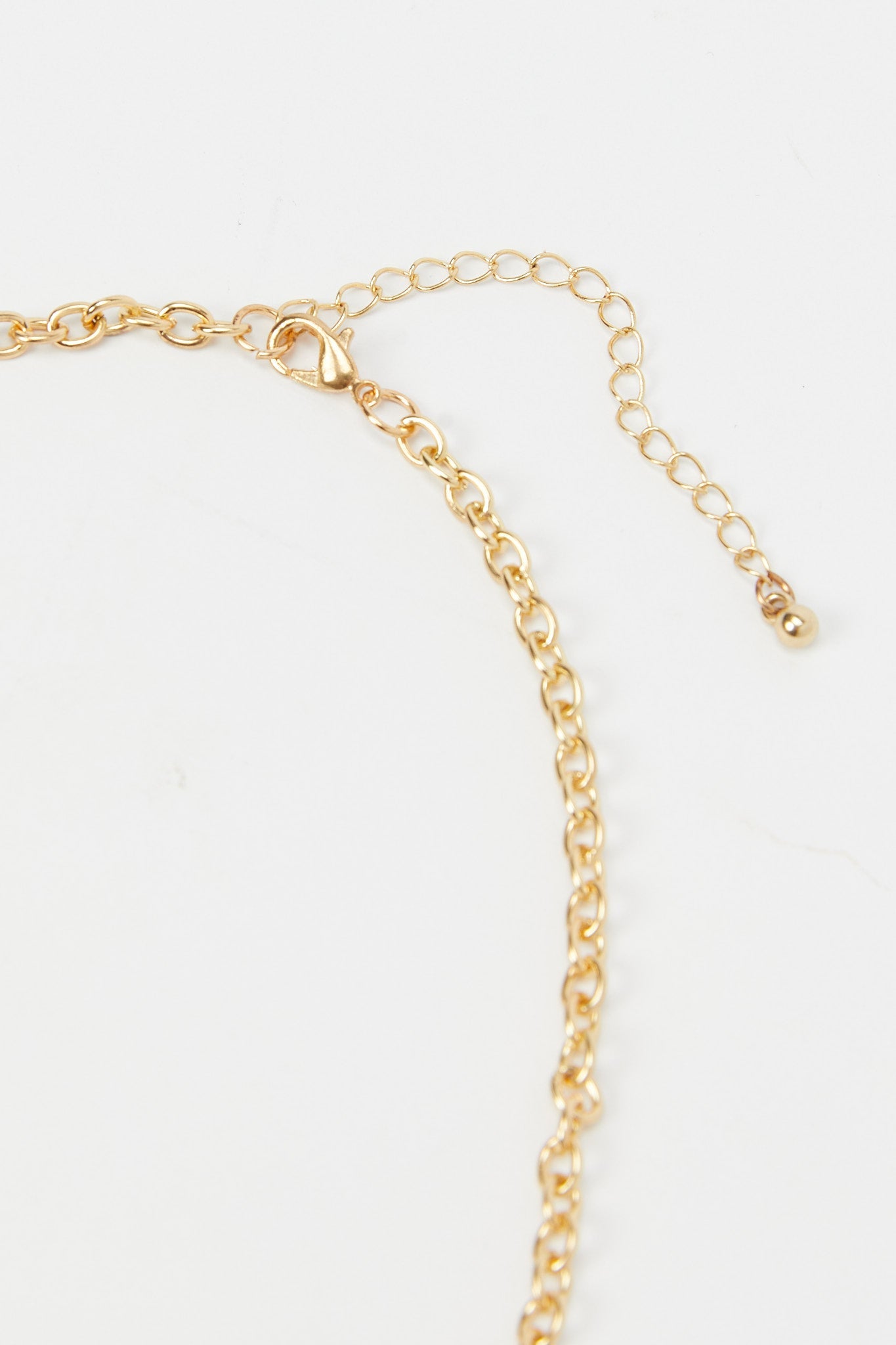Redtag-Necklace-Category:Jewellery,-Colour:Assorted,-Deals:New-In,-Dept:Ladieswear,-Filter:Women's-Accessories,-H1:ACC,-H2:LAD,-H3:LAA,-H4:JWL,-HACJWL,-LEC-Jewellery,-New-In,-New-In-Women-ACC,-Non-Sale,-S23A,-Season:S23B,-Section:Women,-Style:NECKLACE-Women-
