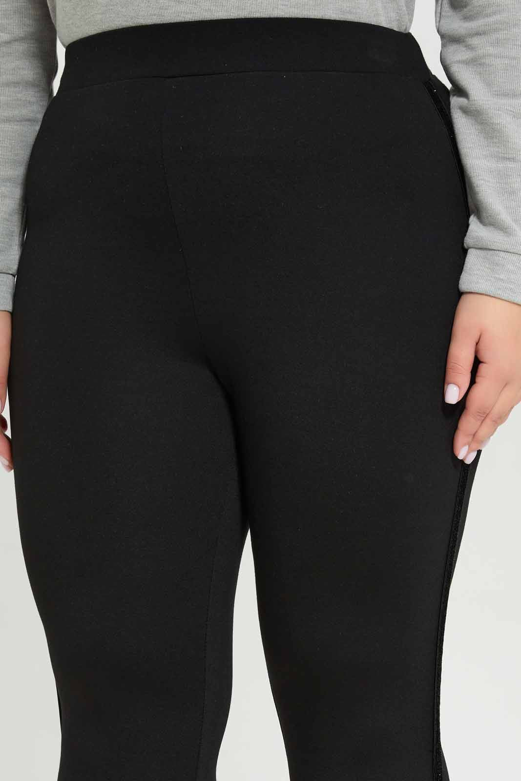 Redtag-Women-Black-Ponte-Legging-With-Trim-Detailing-Category:Leggings,-Colour:Black,-Deals:New-In,-Dept:Ladieswear,-Filter:Plus-Size,-LDP-Leggings,-New-In-LDP-APL,-Non-Sale,-S23A,-Section:Women-Women's-