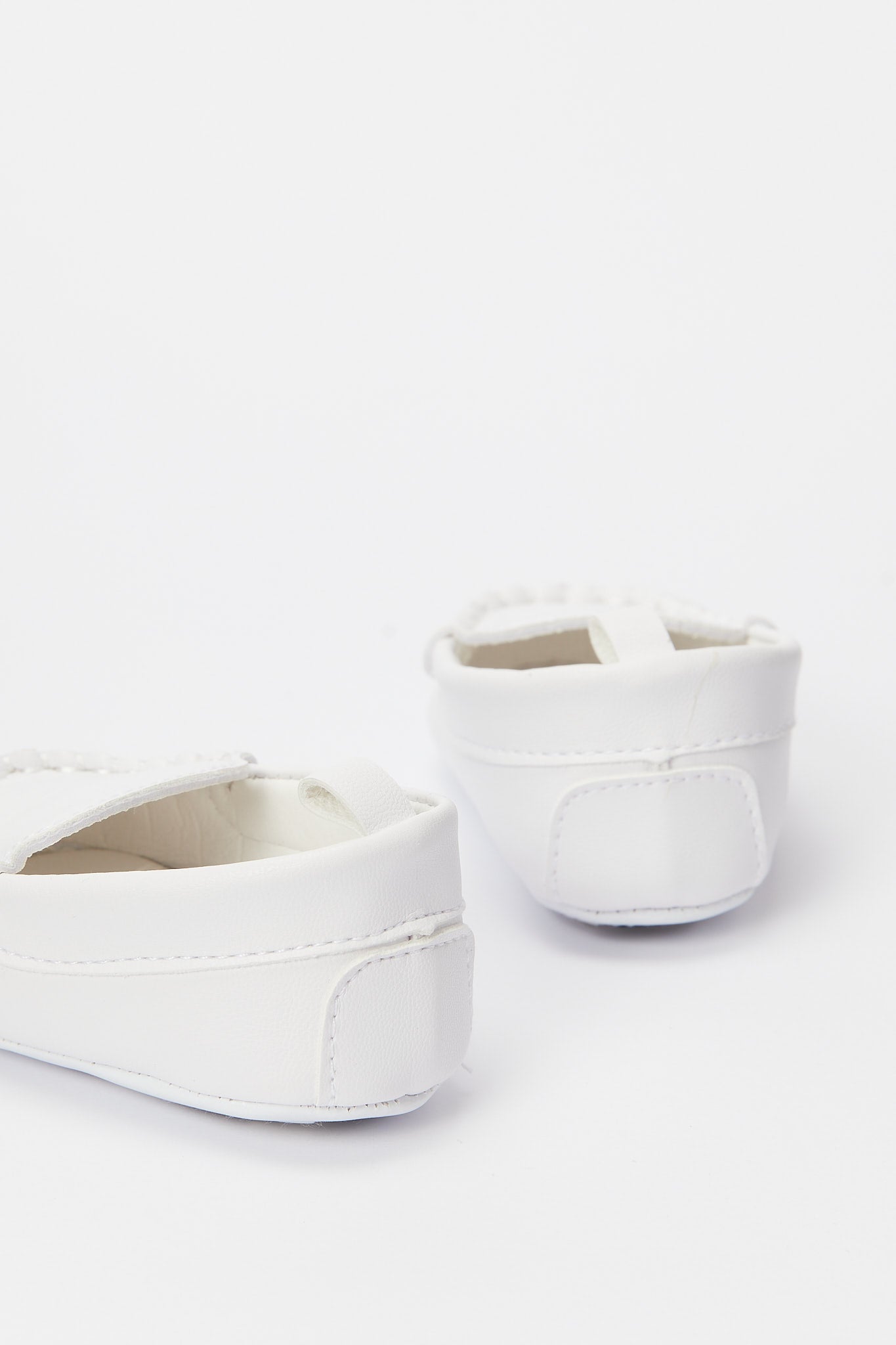 Redtag-White-Pram-Shoe-Category:Shoes,-Colour:White,-Deals:New-In,-Filter:Baby-Footwear-(0-to-18-Mths),-H1:FOO,-H2:NBF,-H3:SHO,-H4:CAH,-NBF-Shoes,-New-In-NBF-FOO,-Non-Sale,-Promo:RMD,-RMD,-S23B,-Season:S23B,-Section:Boys-(0-to-14Yrs)-Baby-0 to 18 Months