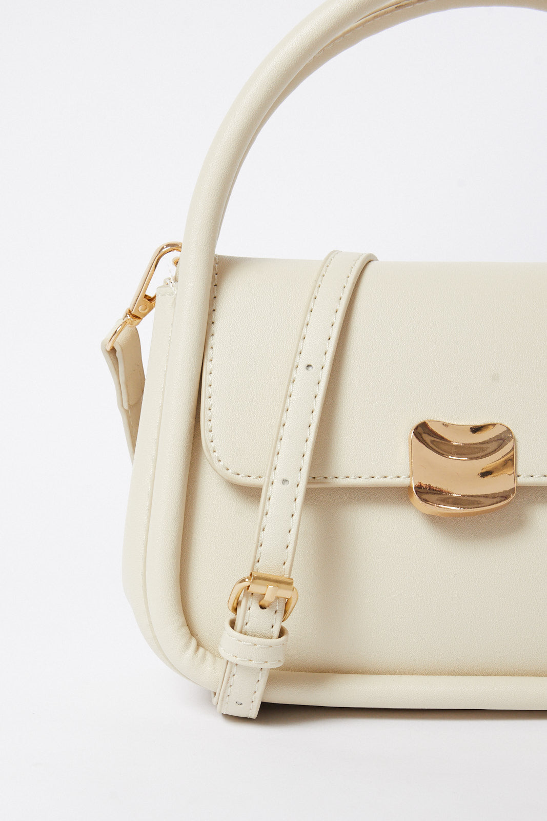 Redtag-White-Messenger-Bag-With-Scarf-Category:Bags,-Colour:White,-Deals:New-In,-Dept:Ladieswear,-Filter:Women's-Accessories,-New-In,-New-In-Women-ACC,-Non-Sale,-S23A,-Section:Women,-Women-Bags-Women-