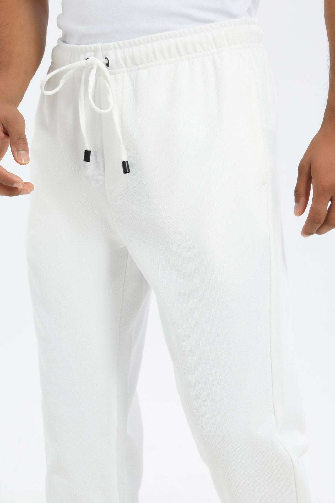Redtag-Men-White-Pull-On-Trousers-Category:Joggers,-Colour:White,-Deals:New-In,-Dept:Menswear,-Filter:Men's-Clothing,-H1:MWR,-H2:GEN,-H3:SPW,-H4:ATP,-Men-Joggers,-New-In-Men-APL,-Non-Sale,-RMD,-S23C,-Season:S23C,-Section:Men-Men's-