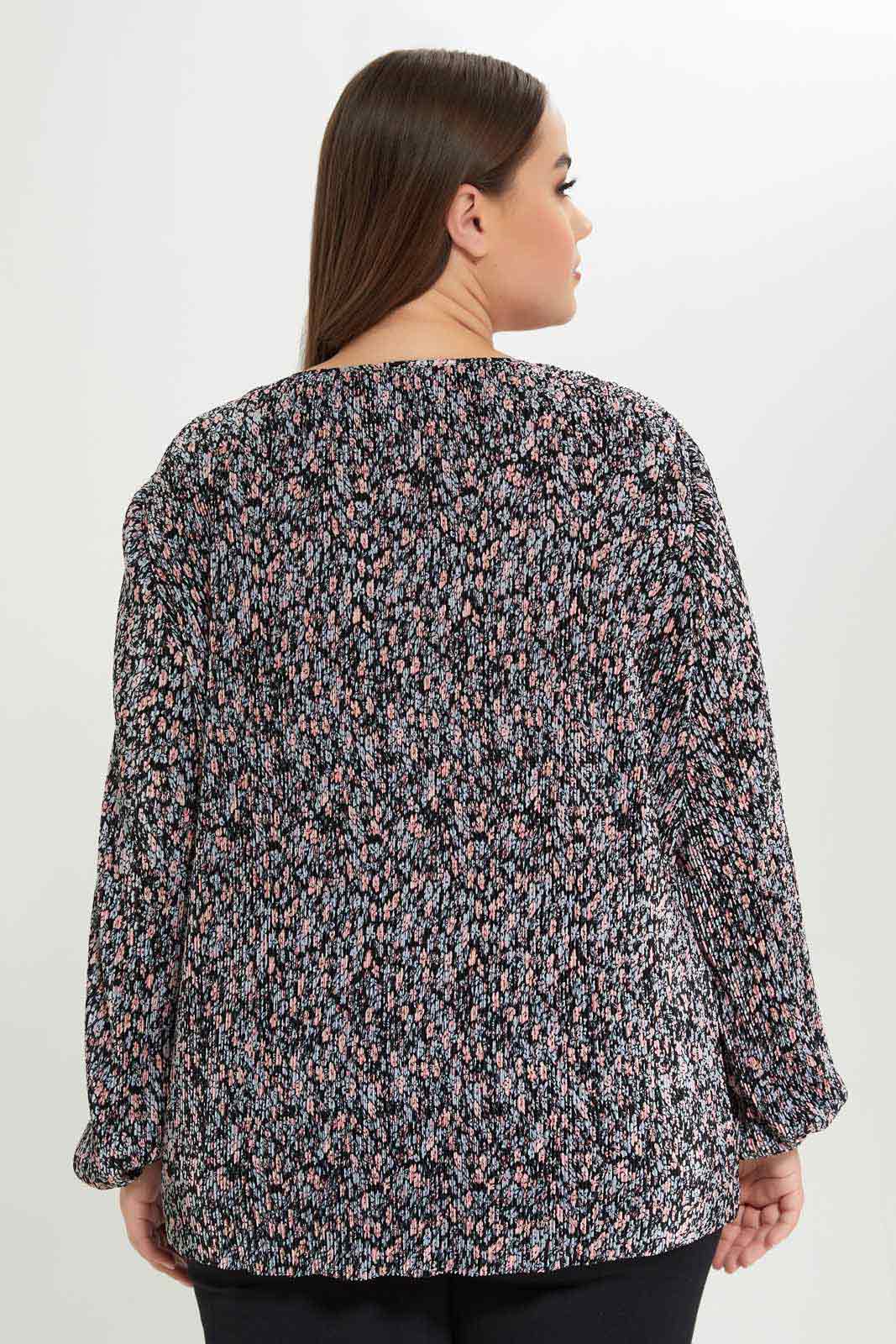 Redtag-Women-Black-Ditsy-Floral-Printed-Plisse-Tunic-Category:Dresses,-Colour:Assorted,-Deals:New-In,-Dept:Ladieswear,-Filter:Plus-Size,-LDP-Dresses,-New-In-LDP-APL,-Non-Sale,-S23A,-Section:Women-Women's-