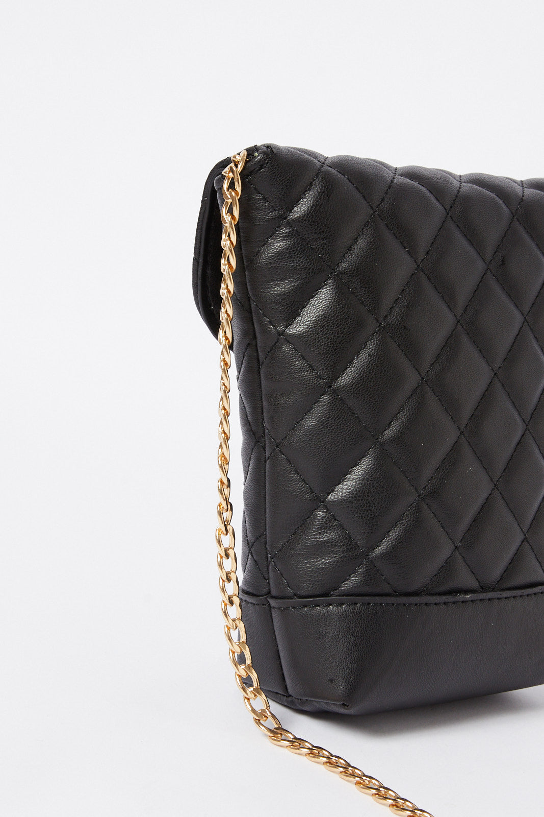 Redtag-Black-Quilted-Mobile-Case-Category:Bags,-Colour:Black,-Filter:Women's-Accessories,-H1:ACC,-H2:LAD,-H3:LAB,-H4:SHP,-New-In,-New-In-Women-ACC,-Non-Sale,-S23B,-Season:S23B,-Section:Women,-Women-Bags-Women-