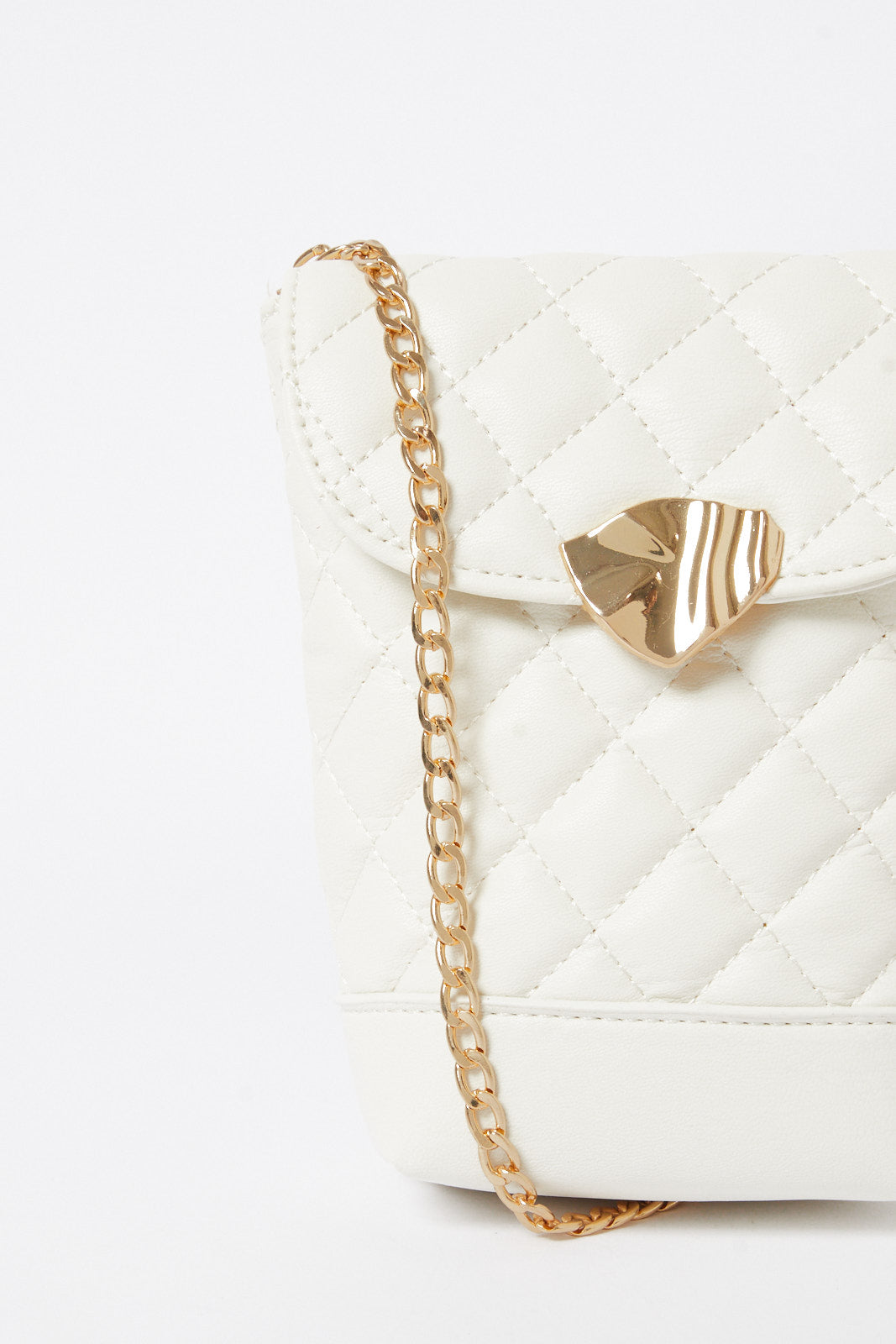 Redtag-White-Quilted-Mobile-Case-Category:Bags,-Colour:White,-Filter:Women's-Accessories,-H1:ACC,-H2:LAD,-H3:LAB,-H4:SHP,-New-In,-New-In-Women-ACC,-Non-Sale,-S23B,-Season:S23B,-Section:Women,-Women-Bags-Women-