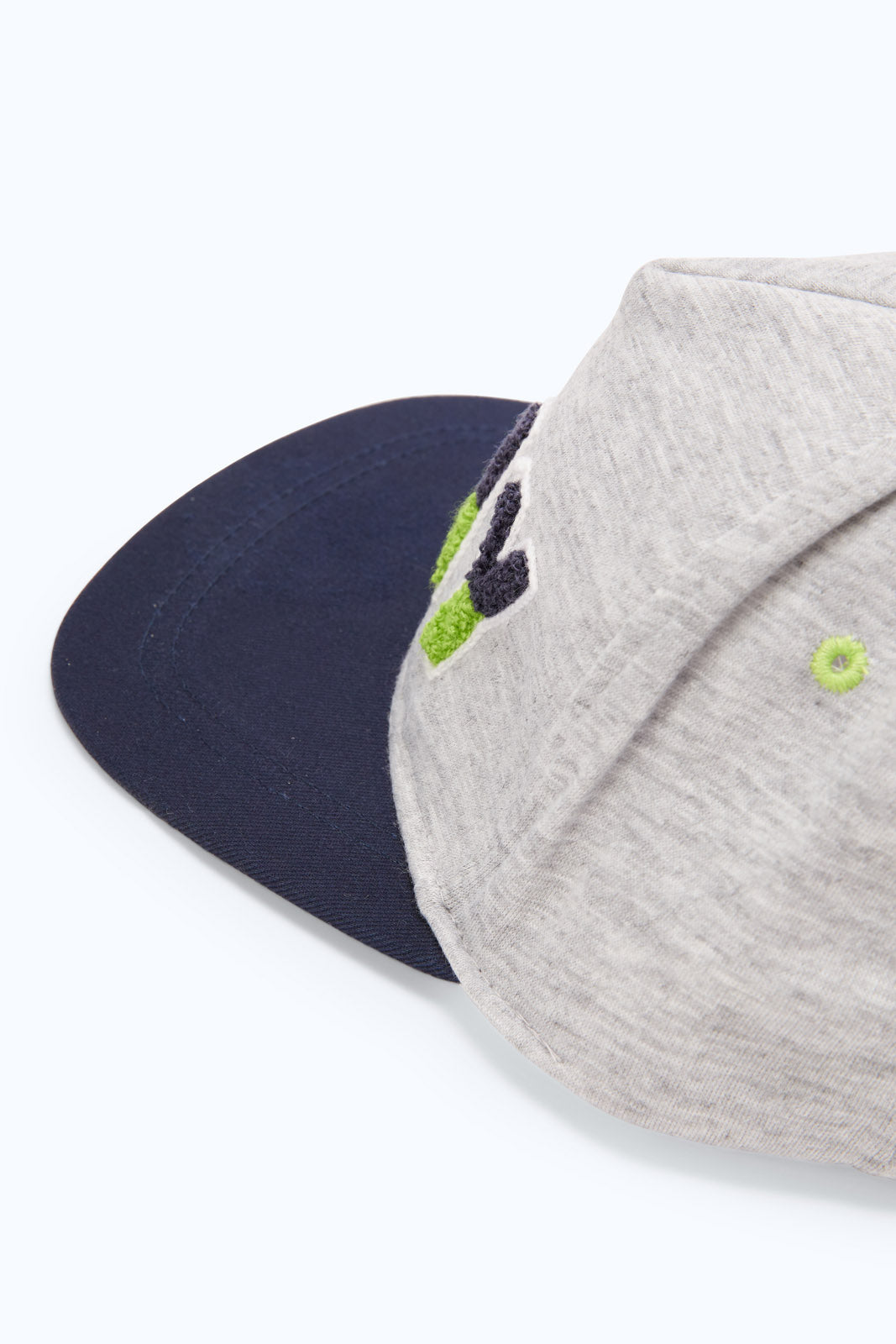 Redtag-Black-Cap-BOY-Caps-&-Hats,-Category:Caps-&-Hats,-Colour:Black,-Filter:Boys-Accessories,-New-In,-New-In-BOY-ACC,-Non-Sale,-S23B,-Section:Boys-(0-to-14Yrs)-Boys-