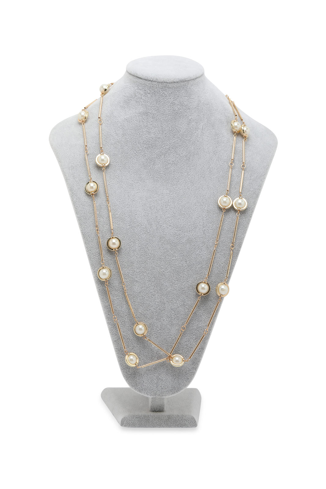 Redtag-Gold--Pearl
Multilayered-Necklace-Category:Jewellery,-Colour:Gold,-Filter:Women's-Accessories,-LEC-Jewellery,-New-In,-New-In-Women-ACC,-Non-Sale,-S23A,-Section:Women-Women-