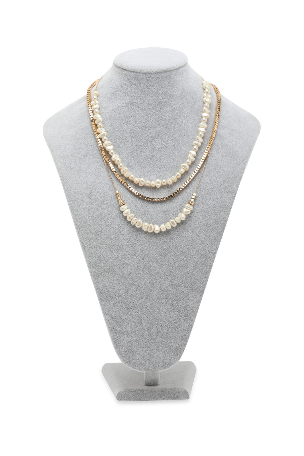 Redtag-Gold--Pearl
Multilayered-Necklace-Category:Jewellery,-Colour:Gold,-Filter:Women's-Accessories,-LEC-Jewellery,-New-In,-New-In-Women-ACC,-Non-Sale,-S23A,-Section:Women-Women-