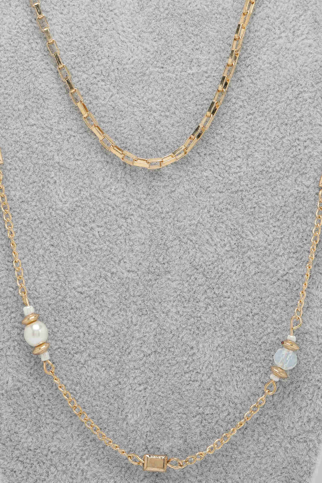 Redtag-Gold--Pearl
Multilayered-Necklace-Category:Jewellery,-Colour:Gold,-Filter:Women's-Accessories,-LEC-Jewellery,-New-In,-New-In-Women-ACC,-Non-Sale,-S23A,-Section:Women-Women-