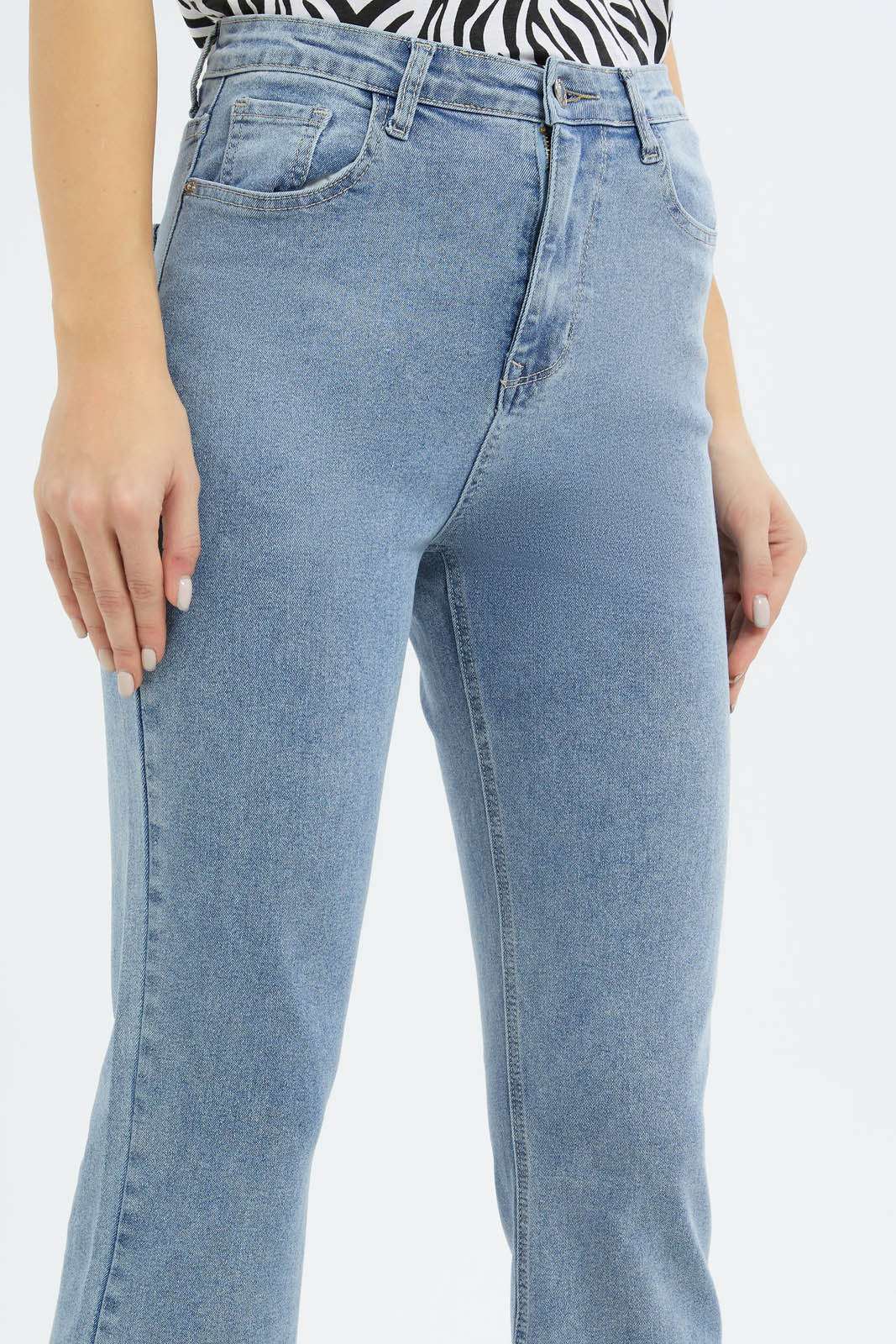 Redtag-Women-Light-Wash-Flared-Jeans-Category:Jeans,-Colour:Light-Wash,-Deals:New-In,-Dept:Ladieswear,-Filter:Women's-Clothing,-FIT-WALL-(FTW),-New-In-Women-APL,-Non-Sale,-S23B,-Section:Women,-Women-Jeans-Women's-
